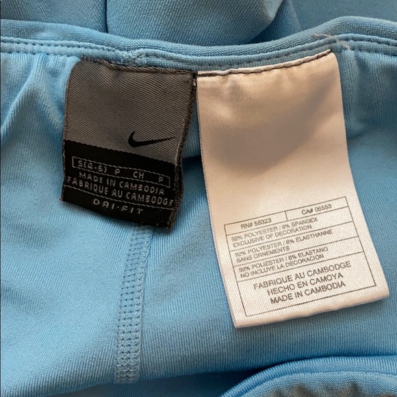 Nike Dri•Fit Shorts with inner spandex - Picture 6 of 6